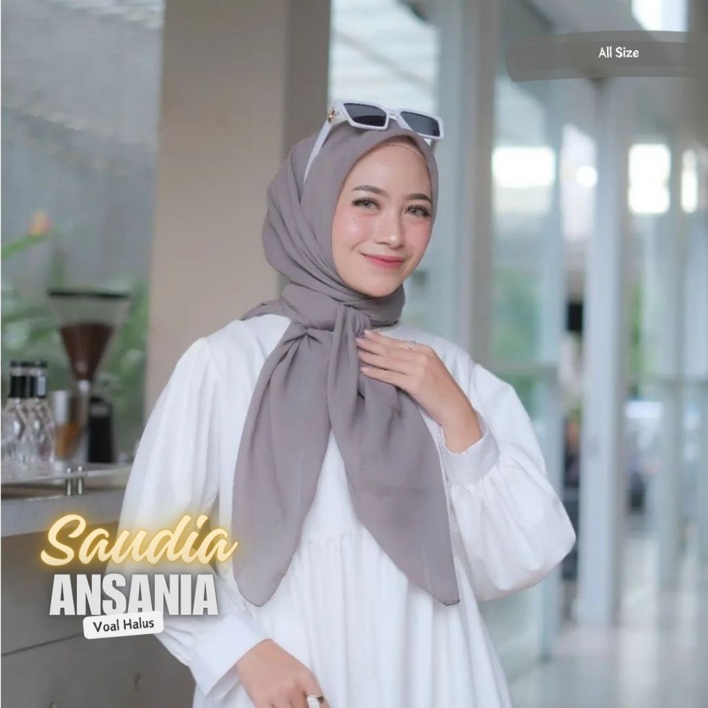 Segiempat Saudia Formal Ansania Voal Jahit Tepi 110 x 110 cm