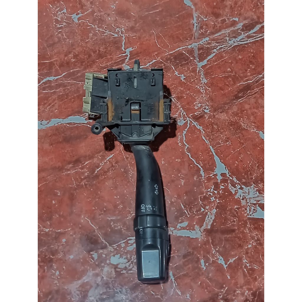 Saklar lampu geely mk 1