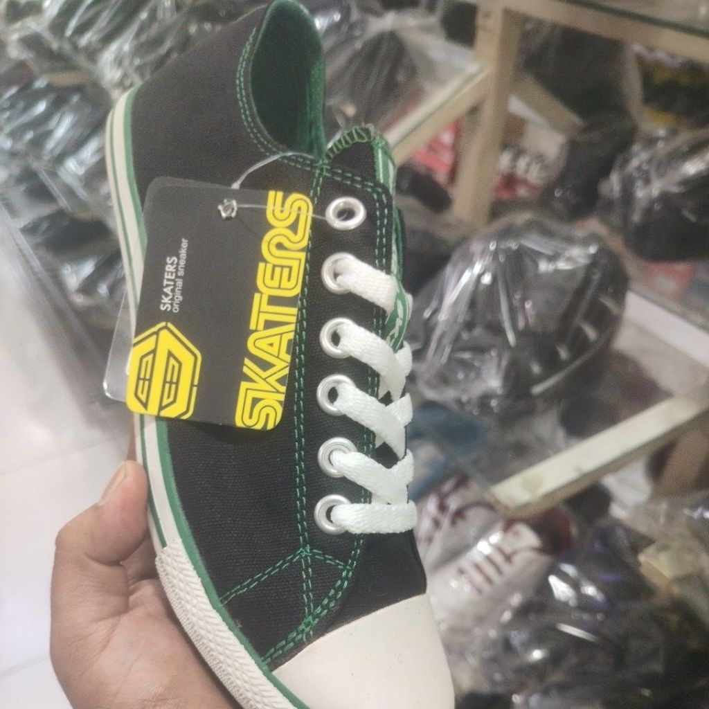 sepatu skaters thefed