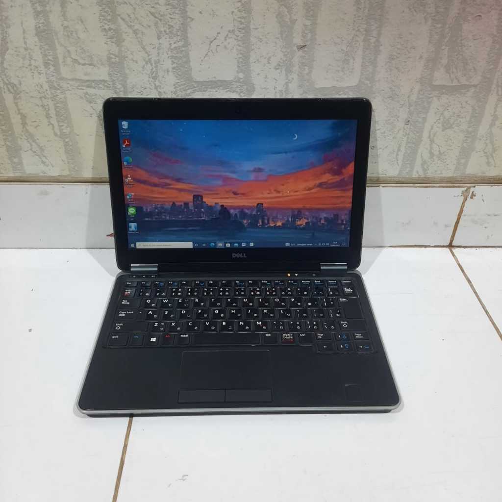 Laptop Dell Latitude E7240, Core i5-4310U, Ram 4/128Gb, Black Silver, BERGARANSI