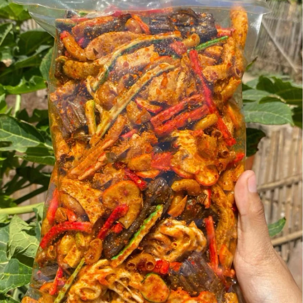 

Seblak Kering Mix 1kg – Rasa Pedas Daun Jeruk, Camilan Favorit