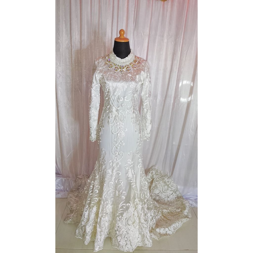gaun akad ( PRELOVED)