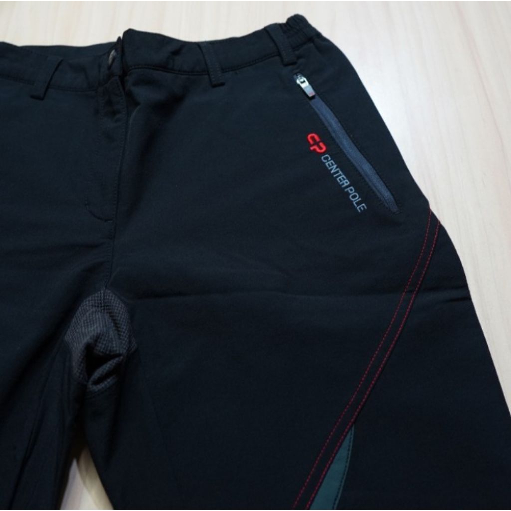 celana second center pole