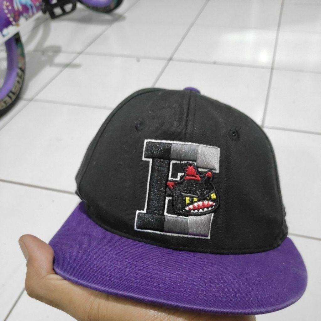 snapback ELstinko, VISOR BAWAH HIJAU