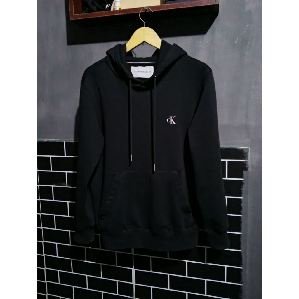 Jual Calvin klein Hoodie Second Original