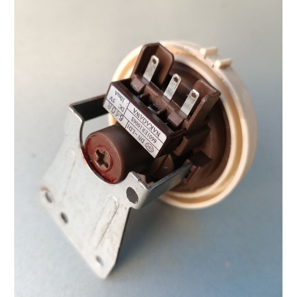 water inlet mesin cuci LG prontloading