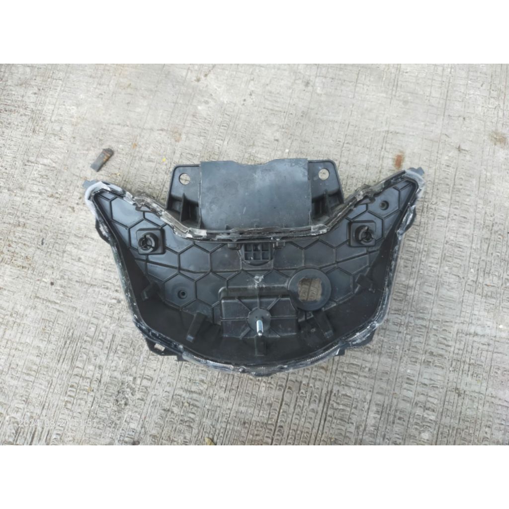 Batok housing lampu depan beat street beat deluxe original.