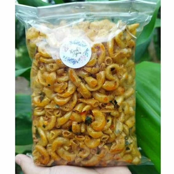 

makaroni bantet kriuk