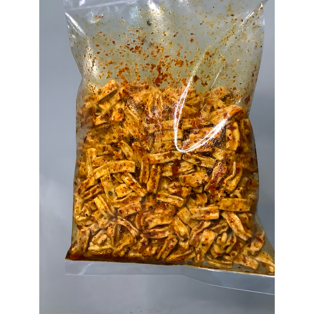 

Krupuk KKN pedas asli garut