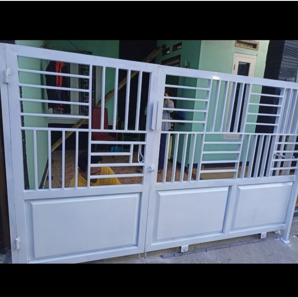 pintu pagar swing dan teralis jendela pesanan ibu septia cilodong depok