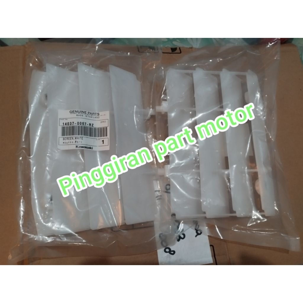 kisi kisi radiator KLX 250 Dtracker 250 sepasang original