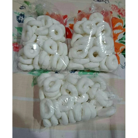 

Geblek Pati Mentah Gurih Bu Sartika Khas Purworejo