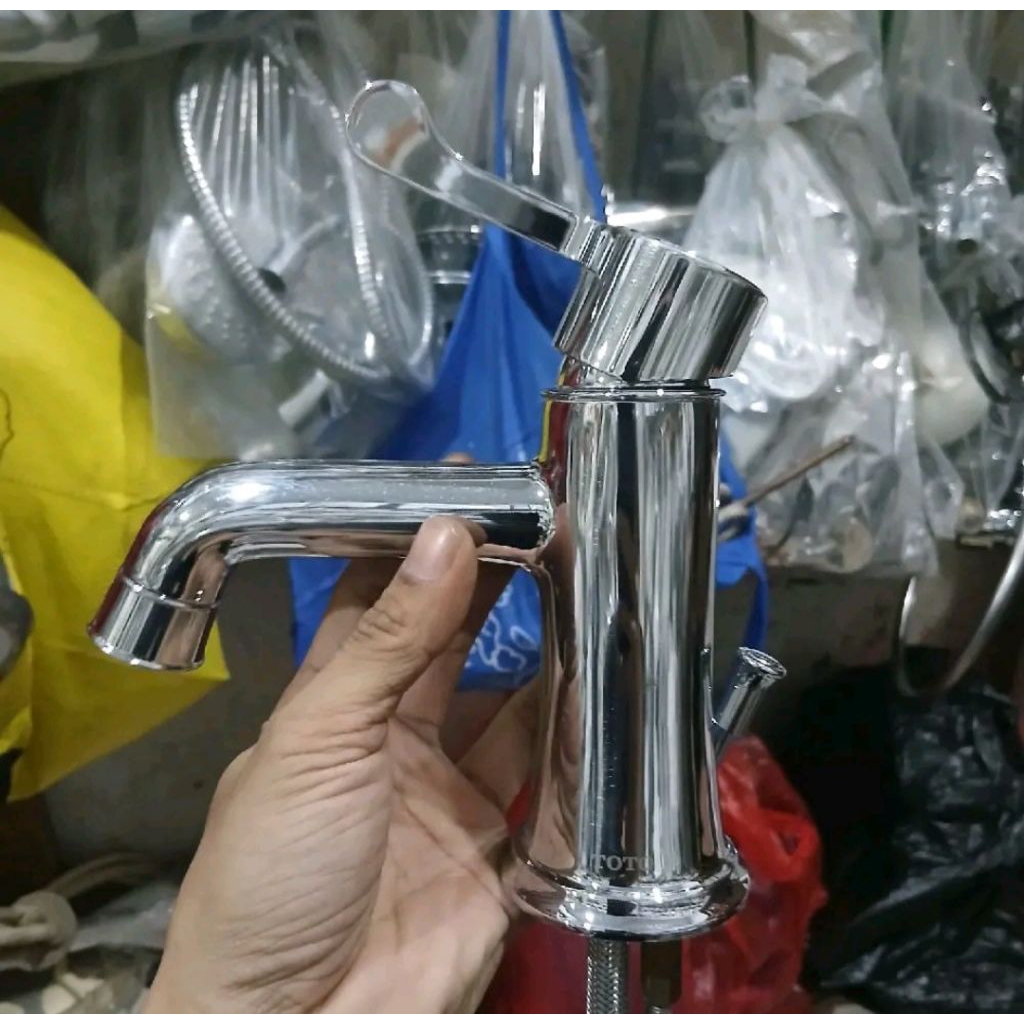 Kran wastafel toto minimalis /antik original