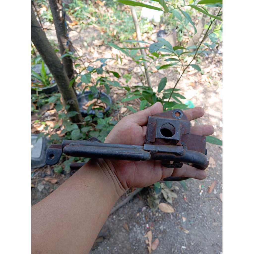 BRACKET STOPLAMP ASTREA GRAND BULUS ORIGINAL