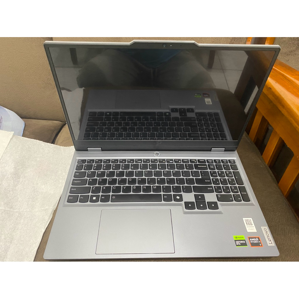 Lenovo LOQ AMD Ryzen 7 8845HS