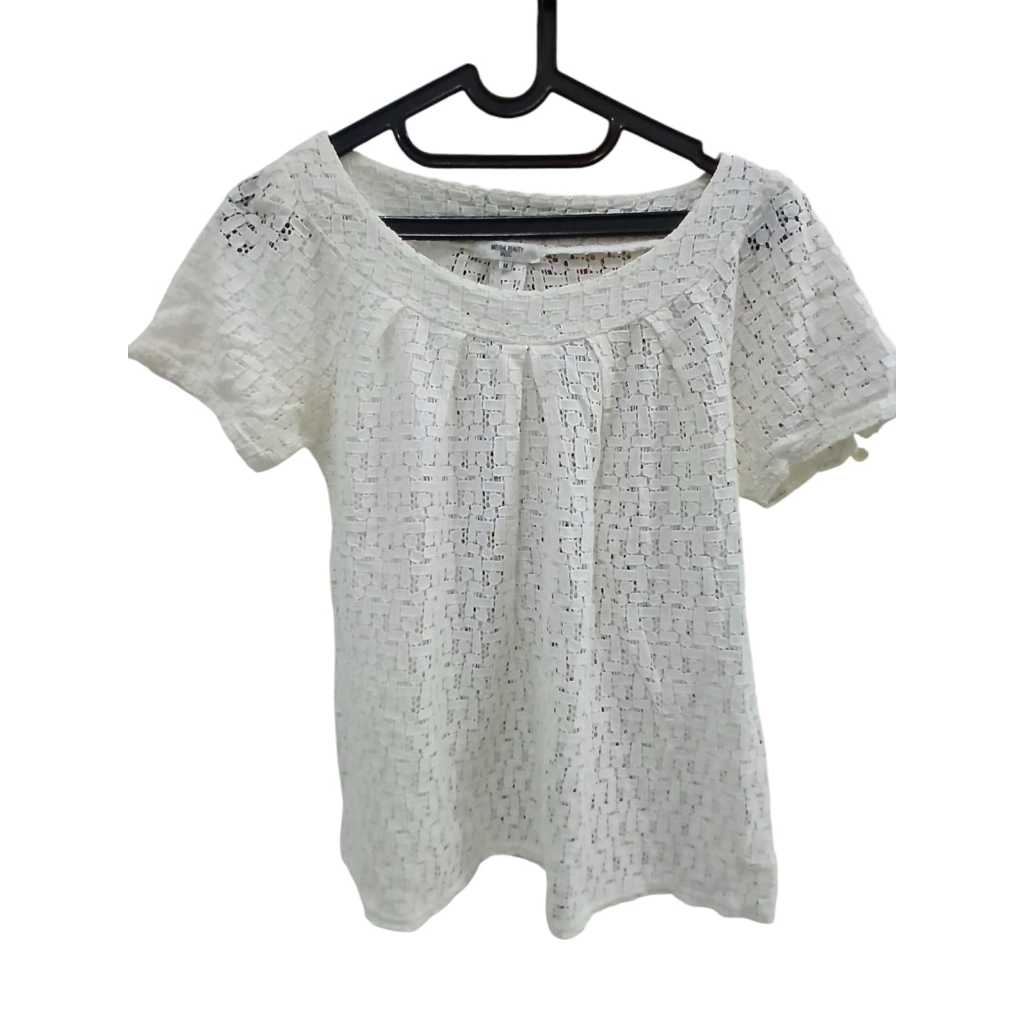 Atasan brukat putih wanita PL