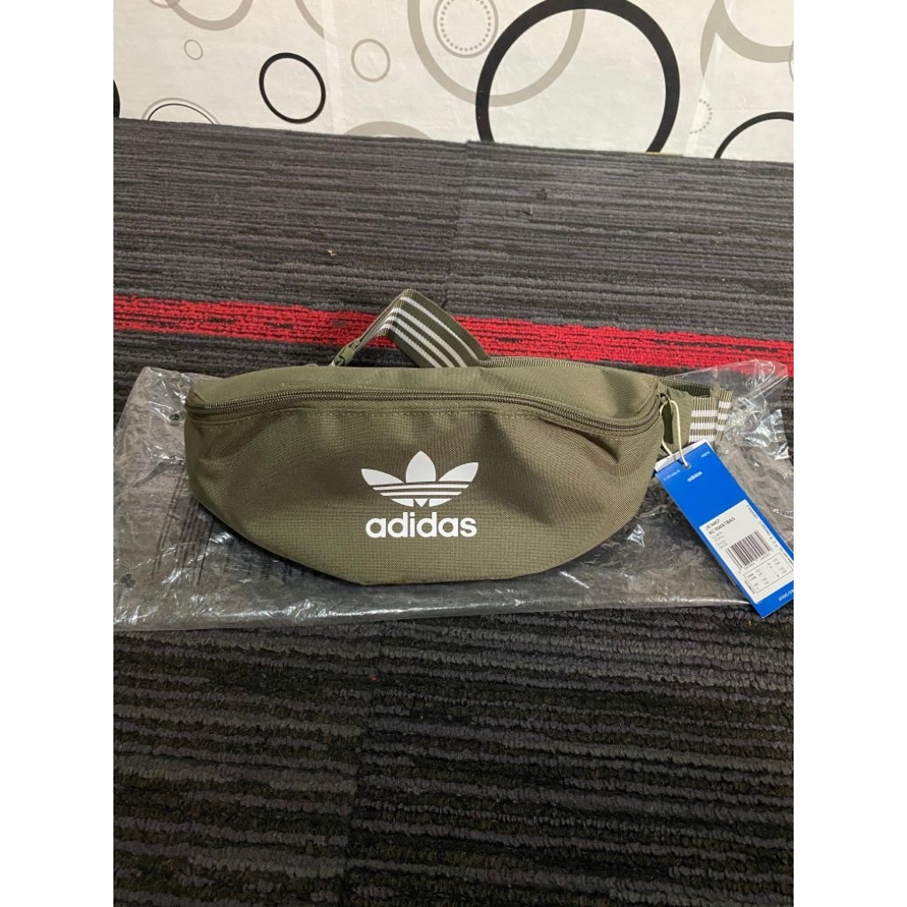 adicolor waistbag Adidas originals