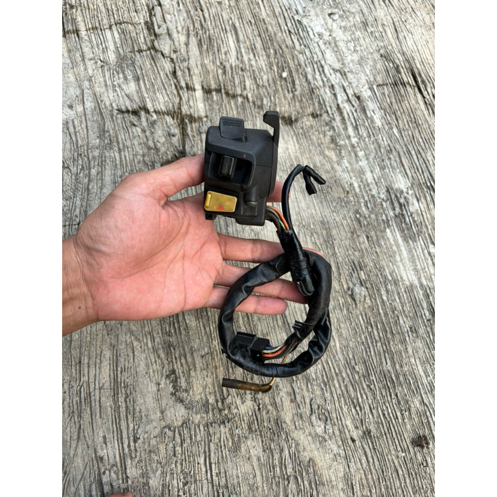 saklar holder tiger kiri ori copotan