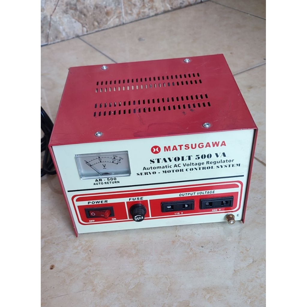 Stavolt Matsugawa 500Va Regurator