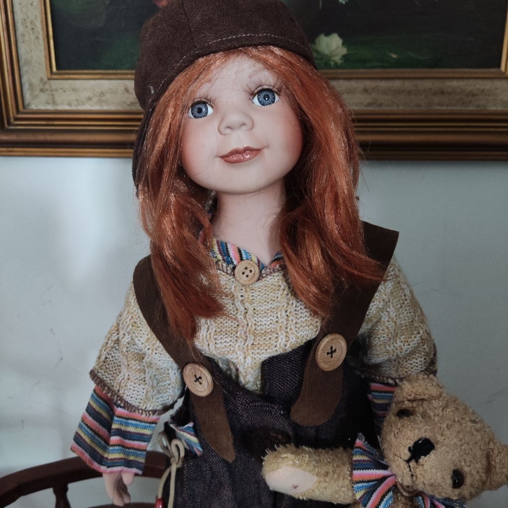 Cottagecore Redhead Country Girl Porcelain Doll with Teddy Bear. Boneka Porselen Keramik