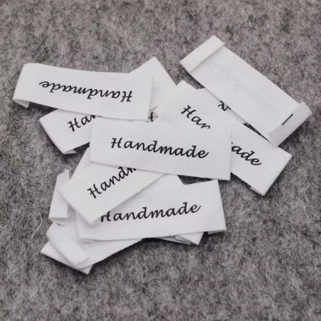 

Label baju pria wanita