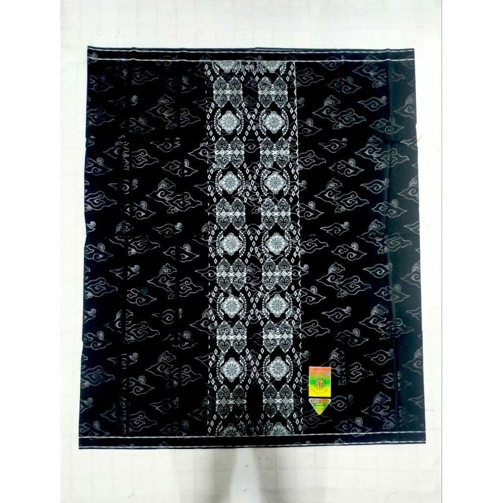 Sarung Samarinda Papua Mas Hitam