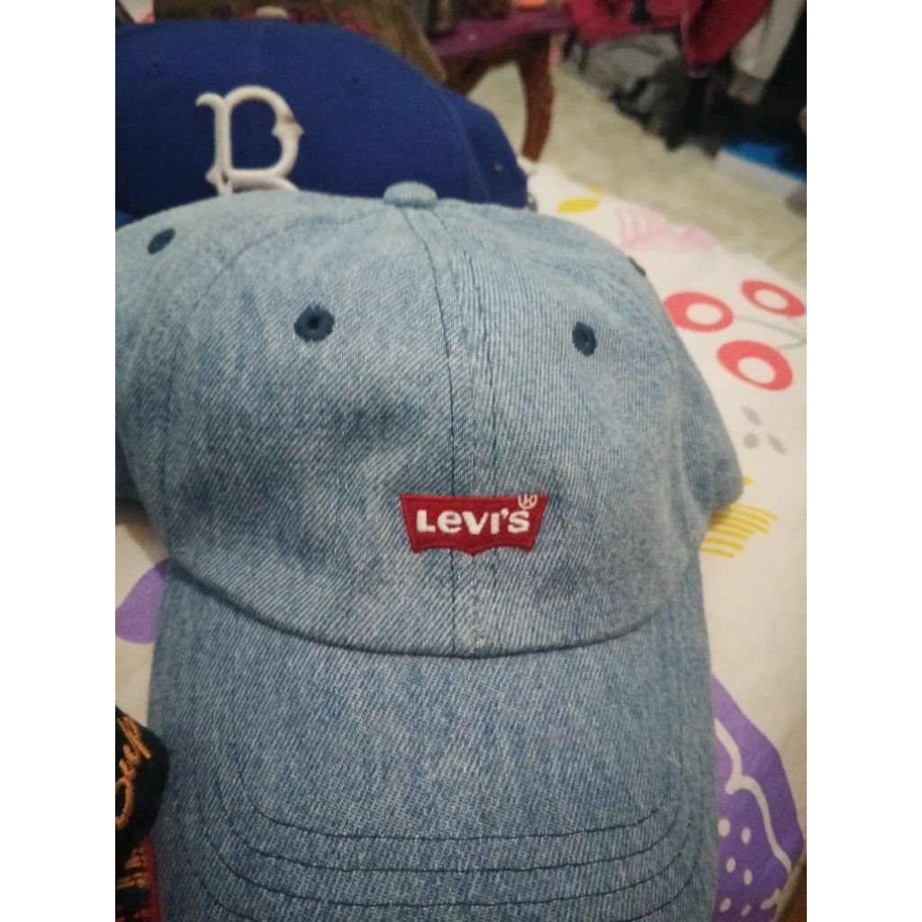 cap Levis second ori