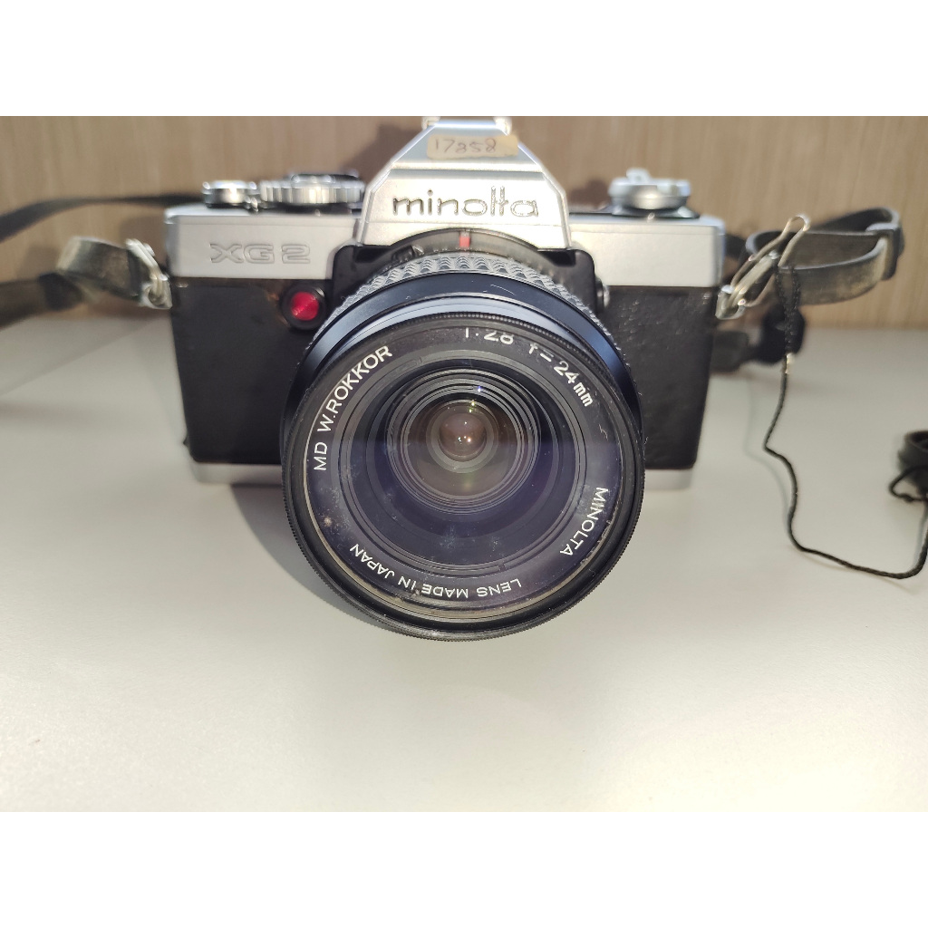 Minolta XG2 Vintage SLR Camera + 2x Minolta Lenses MD W.Rokkor