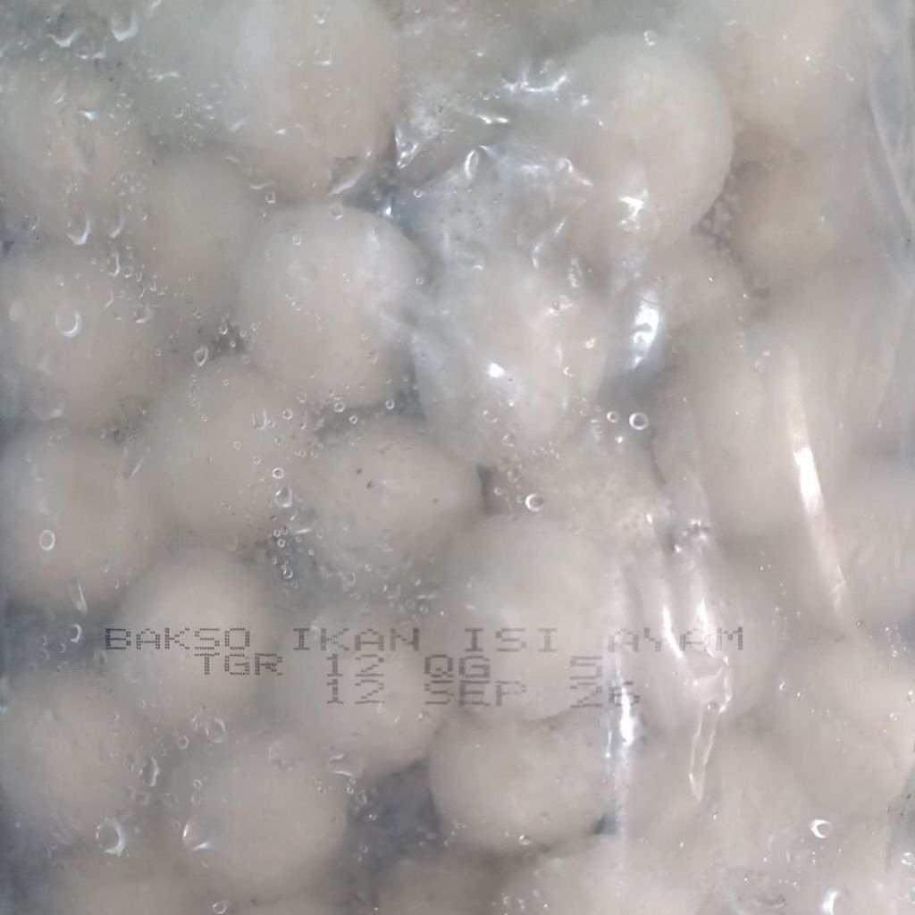 

BAKSO IKAN ISI AYAM KEMASAN 1KG ( ISI 56 BUTIR )