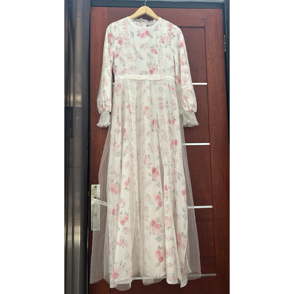 dress bunga brand vivorie