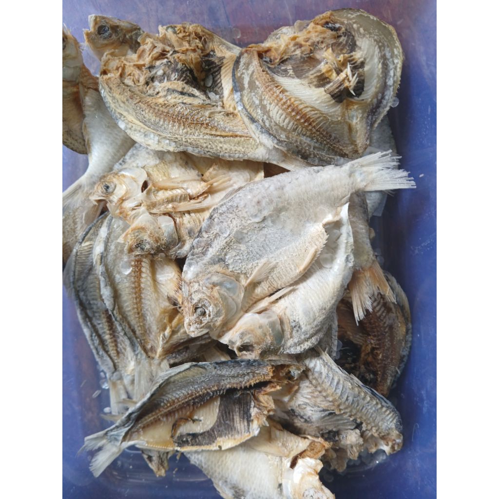 

Ikan Asin Samge Belah