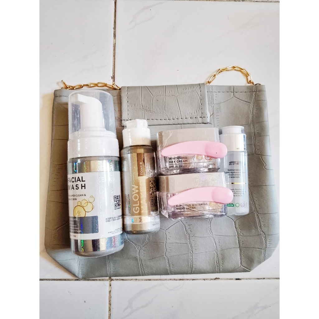 [AKTIVASI]SET MS GLOW PAKET LUMINOUS SERIES untuk membantu mencerahkan kulit kusam dengan noda hitam