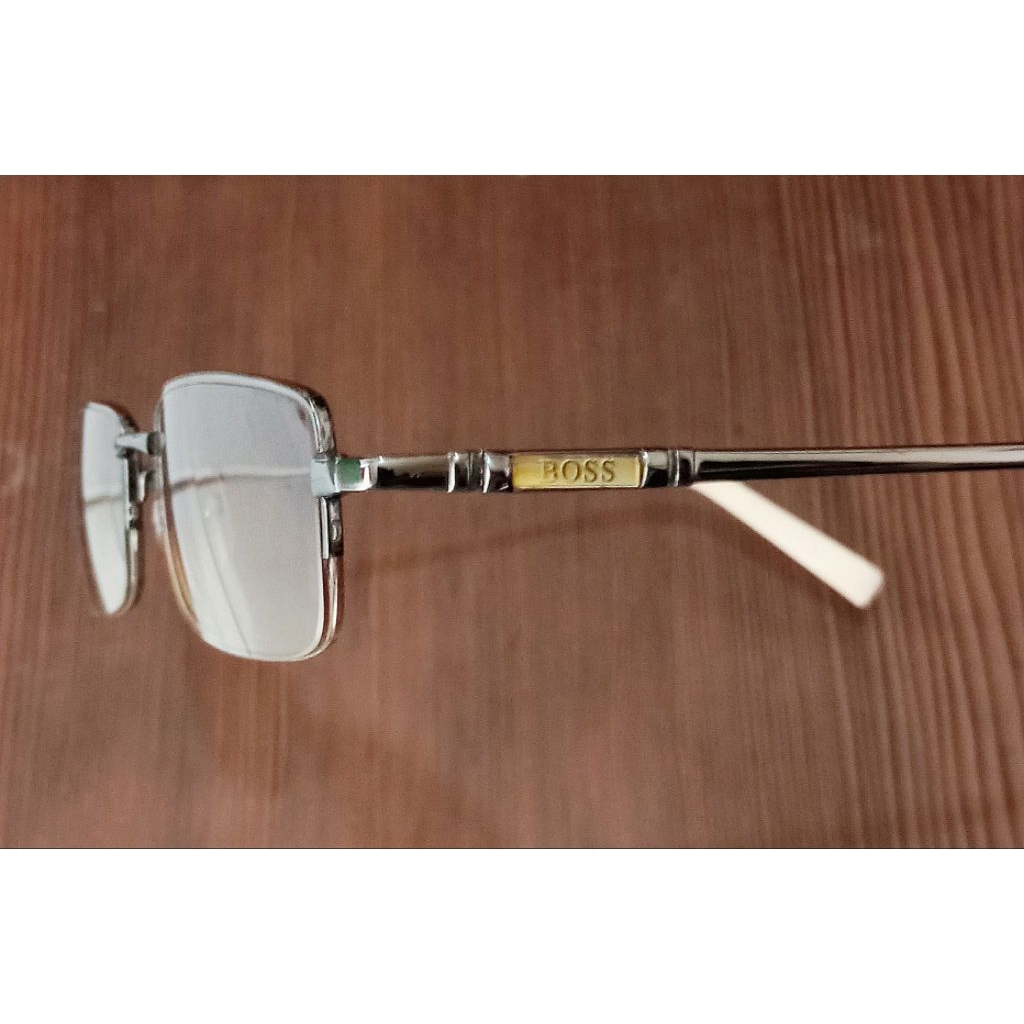 Frame Kacamata Hugo Boss