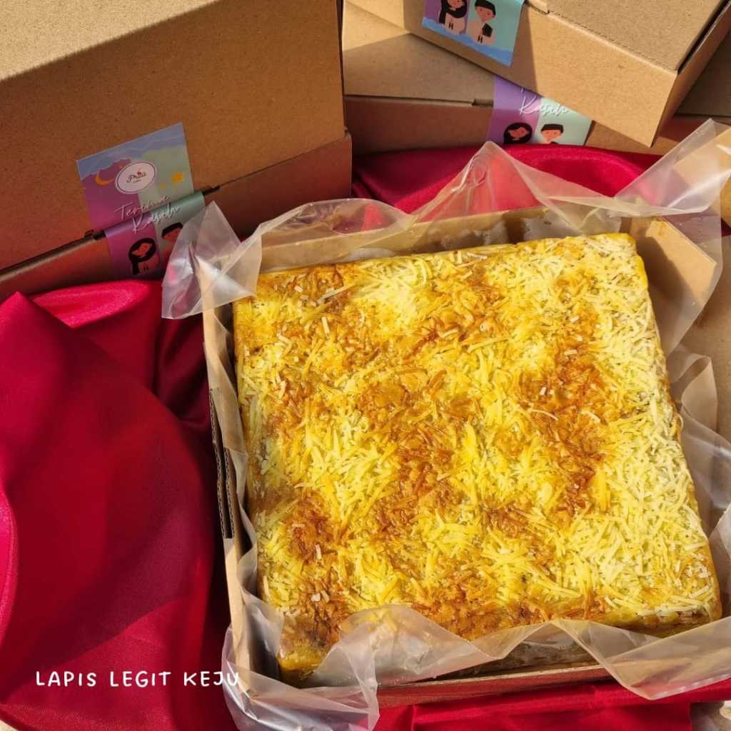 

Lapis Legit Keju Spesial Potongan