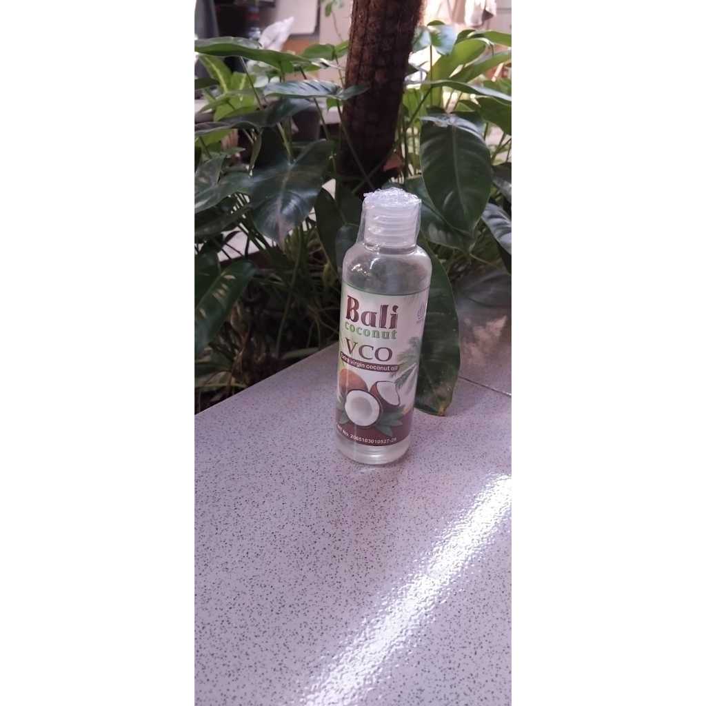 

VCO (Virgin Coconut Oil)