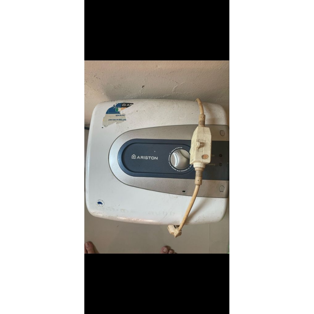 water heater ariston listrik  15L