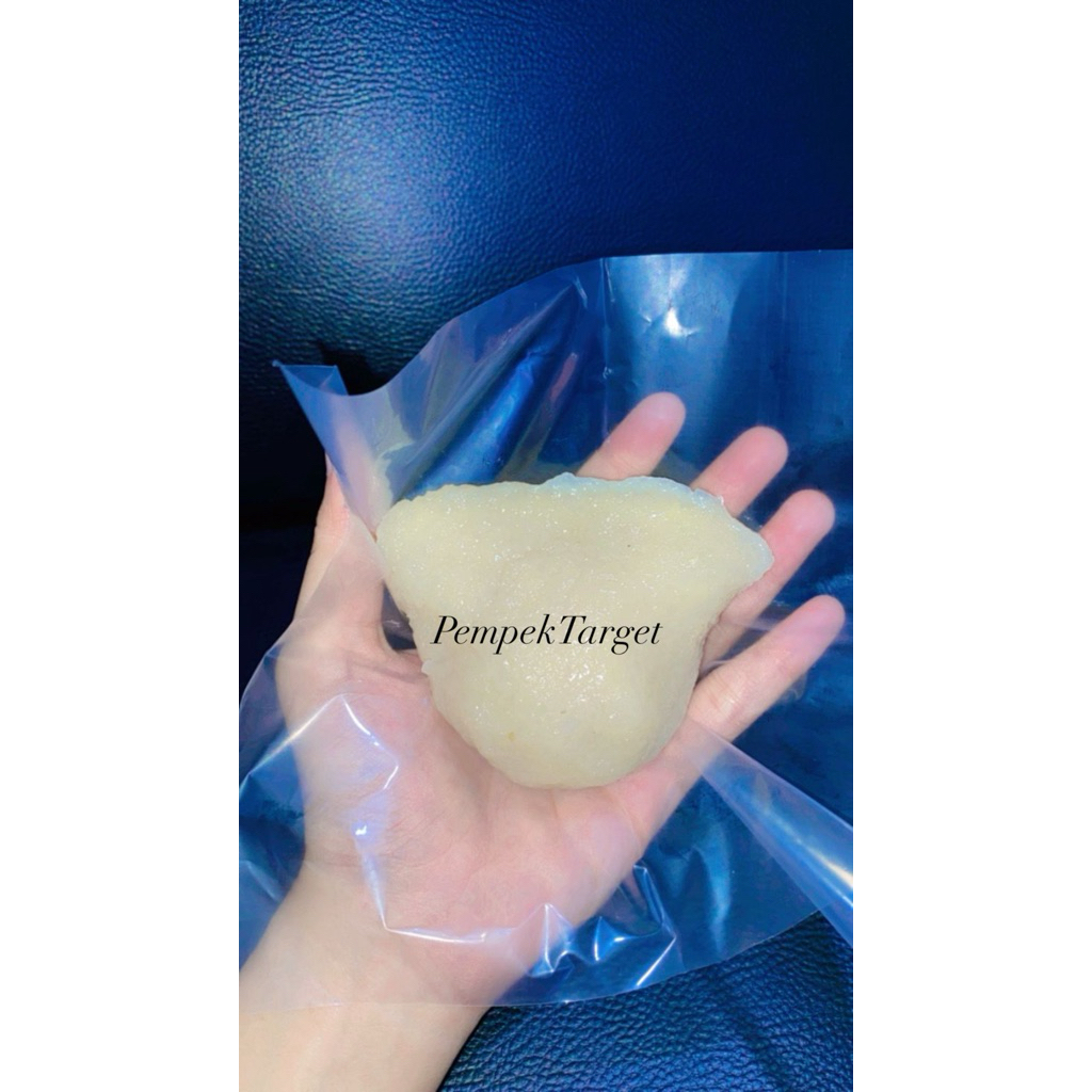 

Pempek ikan kapal selam frozen isi telur | full ikan dan isian full telur