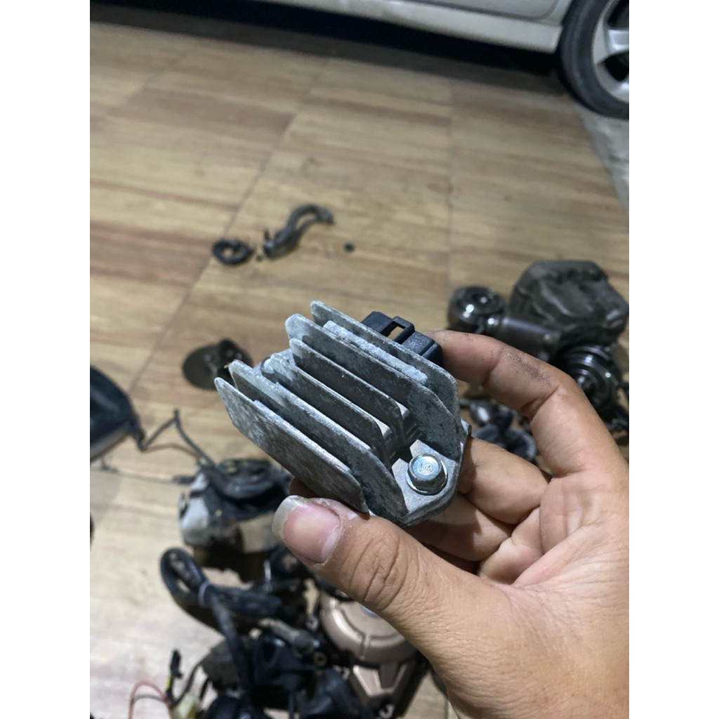 KIPROK CBR FACELIFT 150 ORIGINAL LEPASAN MOTOR, REGULATOR CBR FACELIFT 150