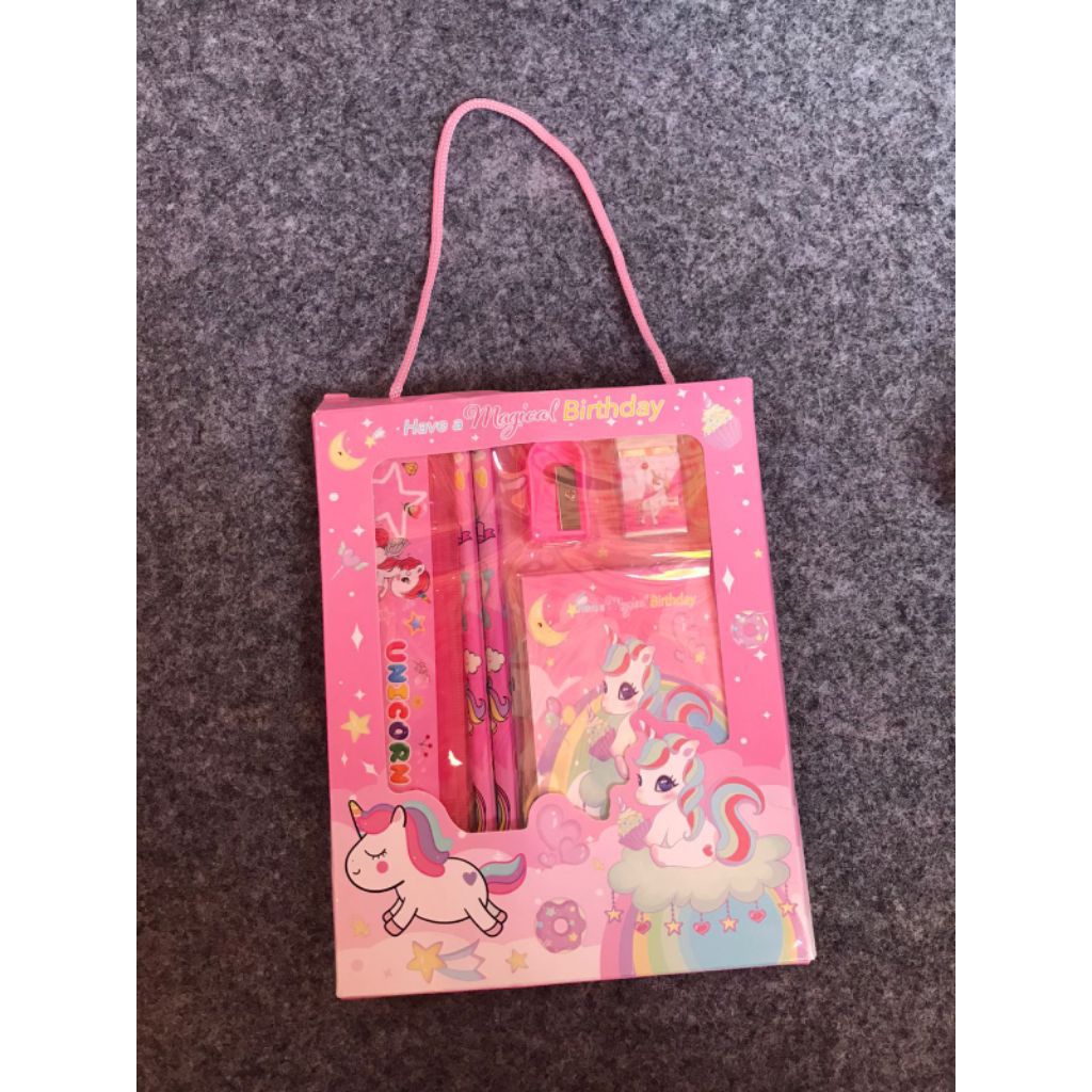 

Stationery Set 6 in 1 Free Bag Alat Tulis Anak Sekolah Buku Pulpen Penghapus Pengaris