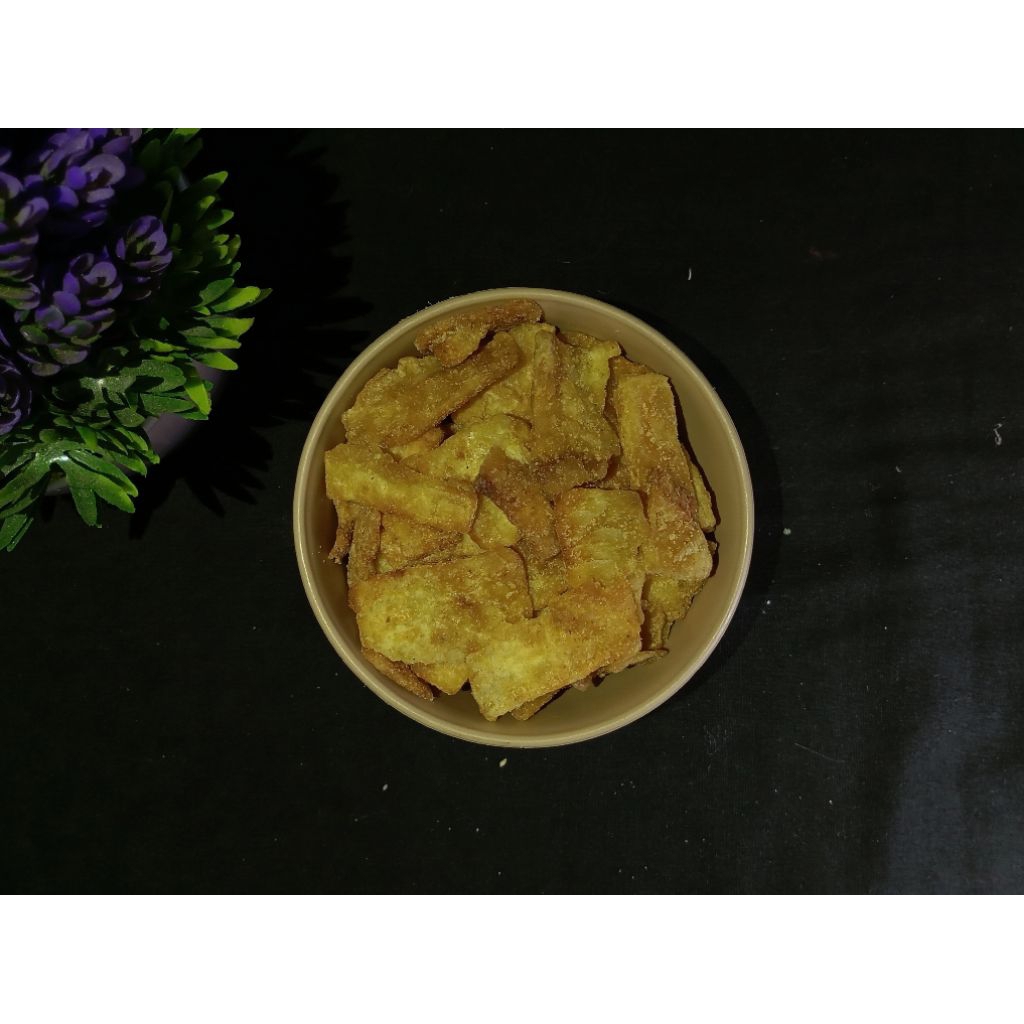 

Keripik singkong manis | Kumbang Laut Snacks