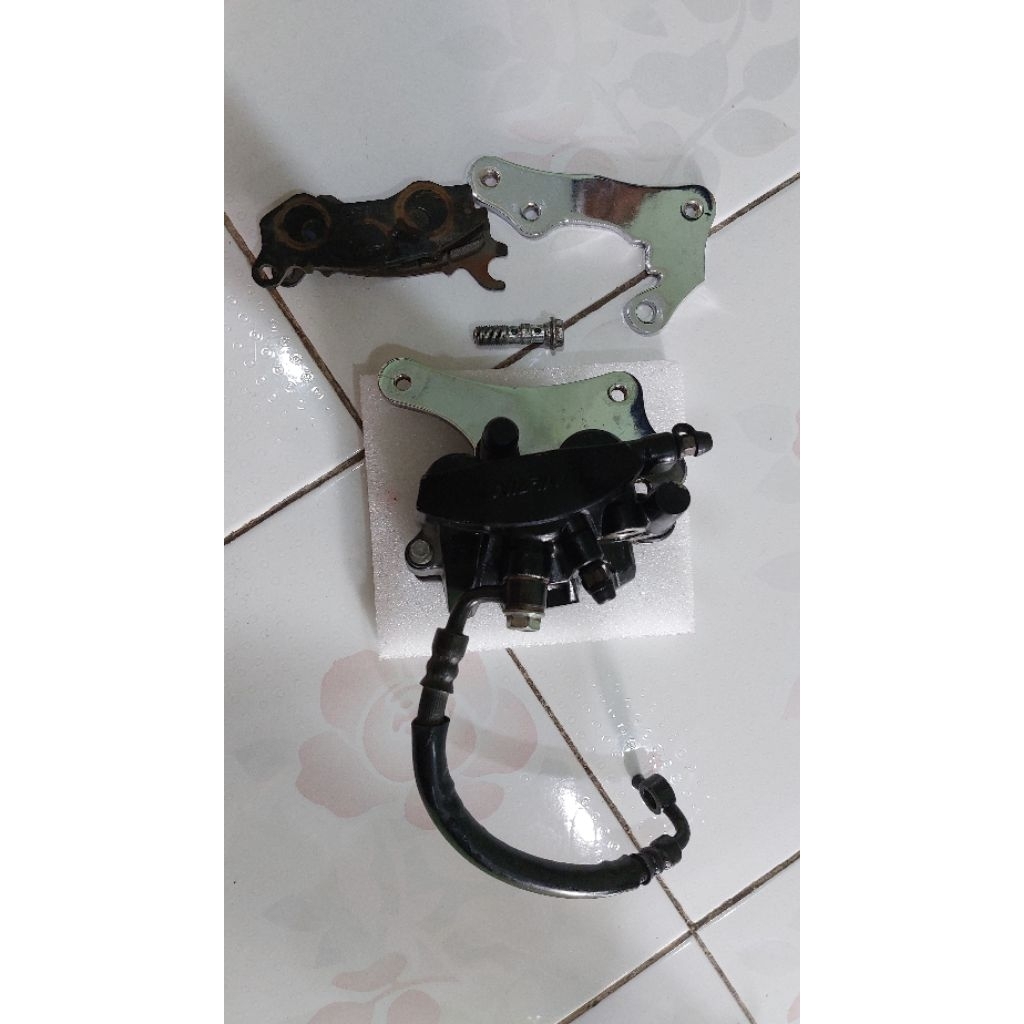 kaliper PCX CBU 3Piston Breket 260 dan 220
