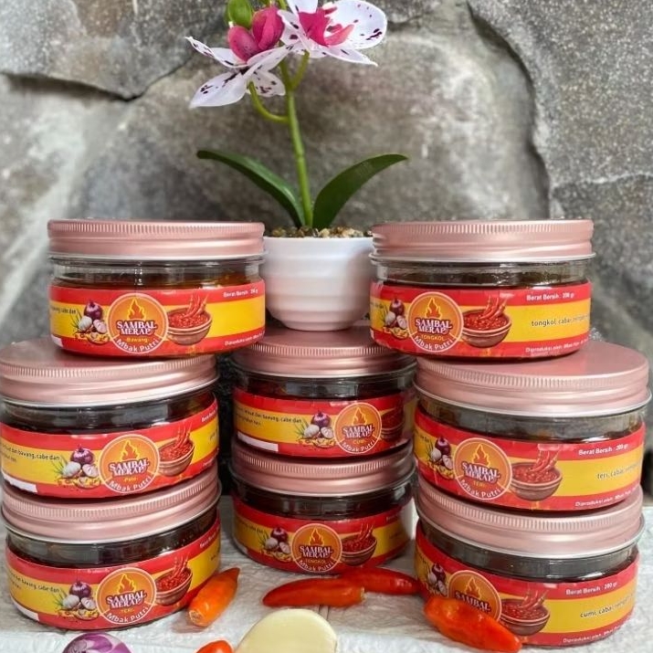 

Sambal Merapi Varian Teri Pedas asin gurih 200Gram