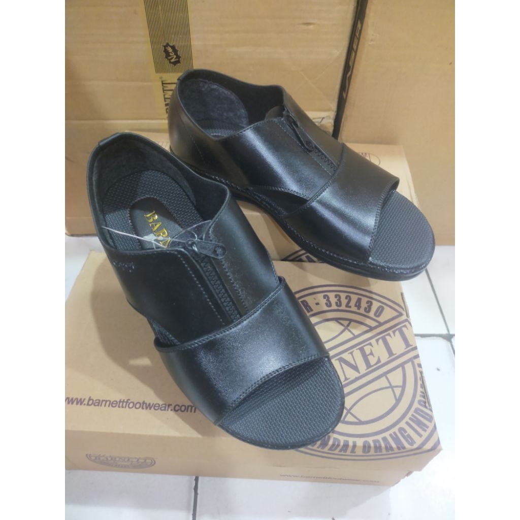 sepatu sandal pria original merk Barnet model resleting depan ,coklat