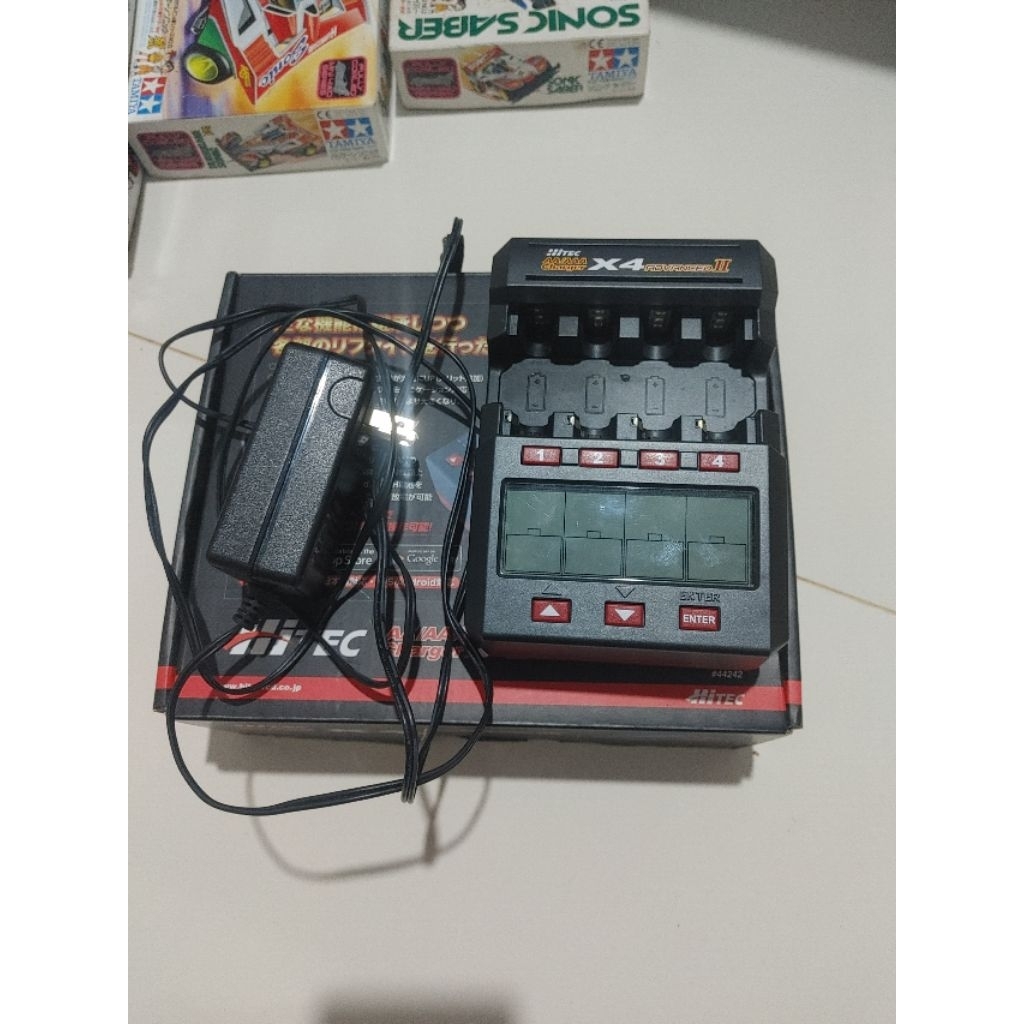 Charger Hitec X4 Advanced ll