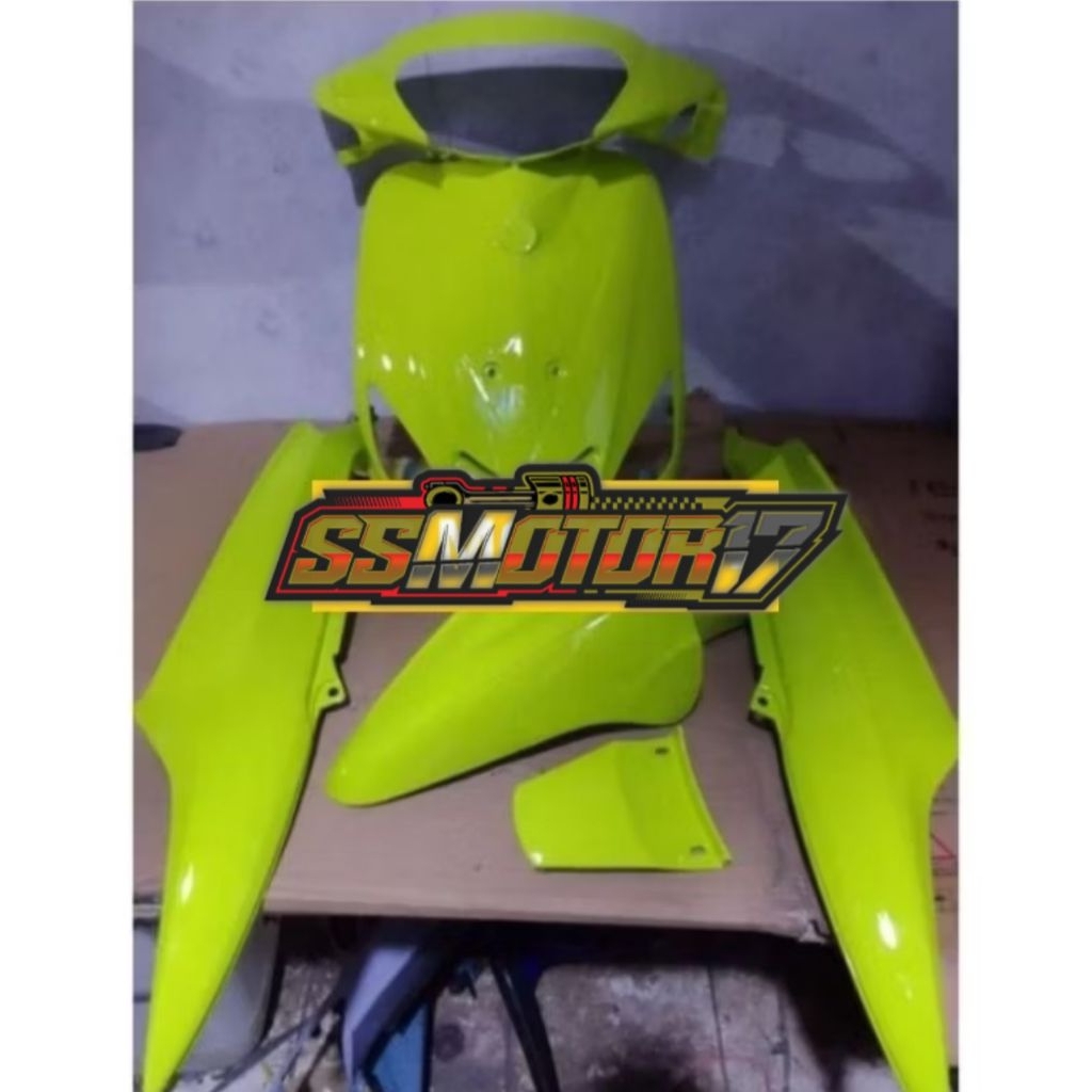 COVER BODY HALUS MIO SMILE WARNA HIJAU STABILO