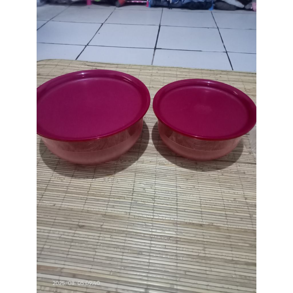 Tupperware luxury table collection