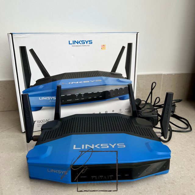 Linksys WRT 1900 AC Dual Band Gigabit WiFi Router