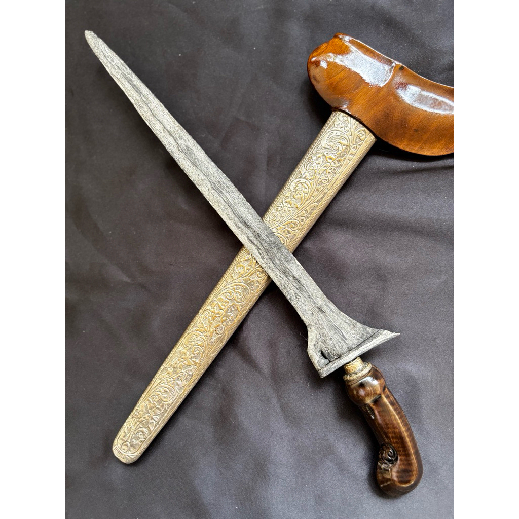 Keris Brojol pamor Adeg Singkir Tangguh Tuban