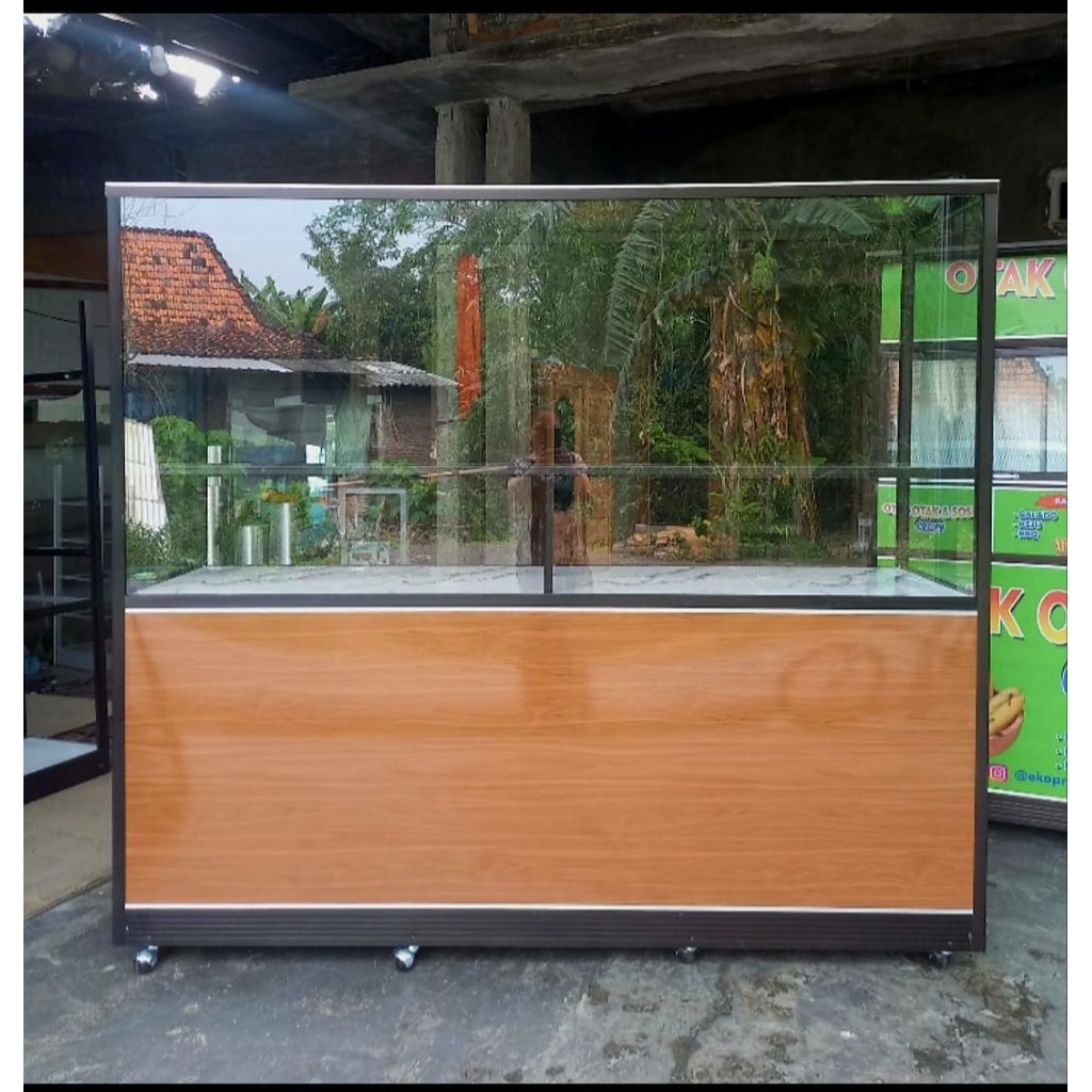 Etalase Warung Makan