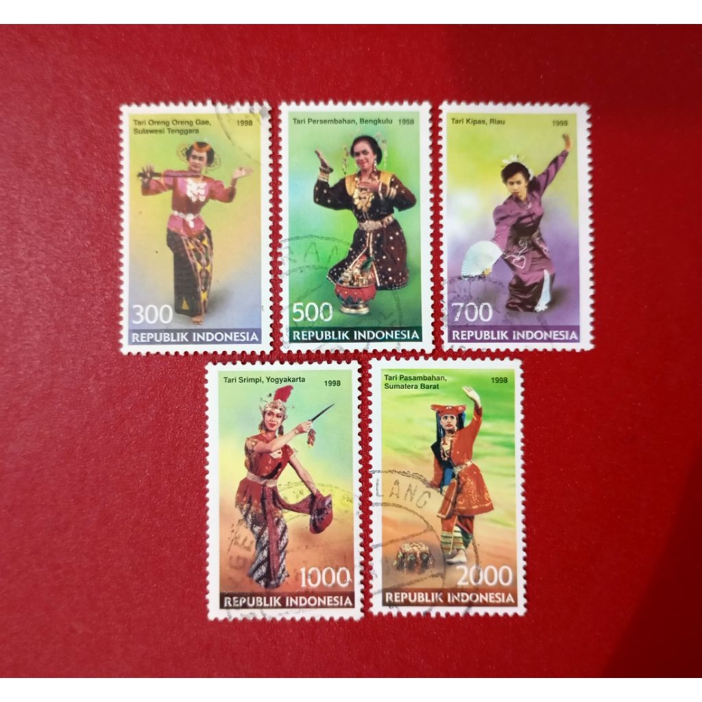 

PRANGKO INDONESIA TARIAN DAERAH 1998